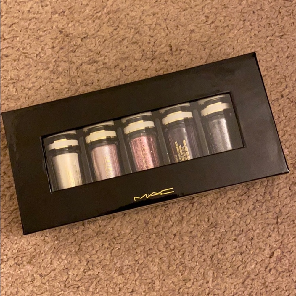 Mac cosmetics - NEW!!! - limited edition